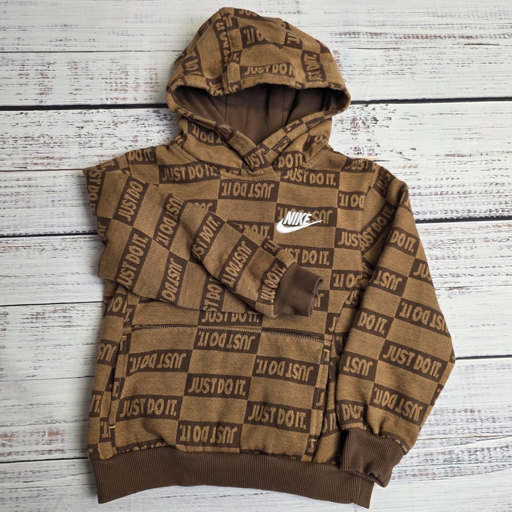 Nike‎ Boys Long Sleeve Textured Club Pullover Hoodie Size Medium 5-6 Years Brown